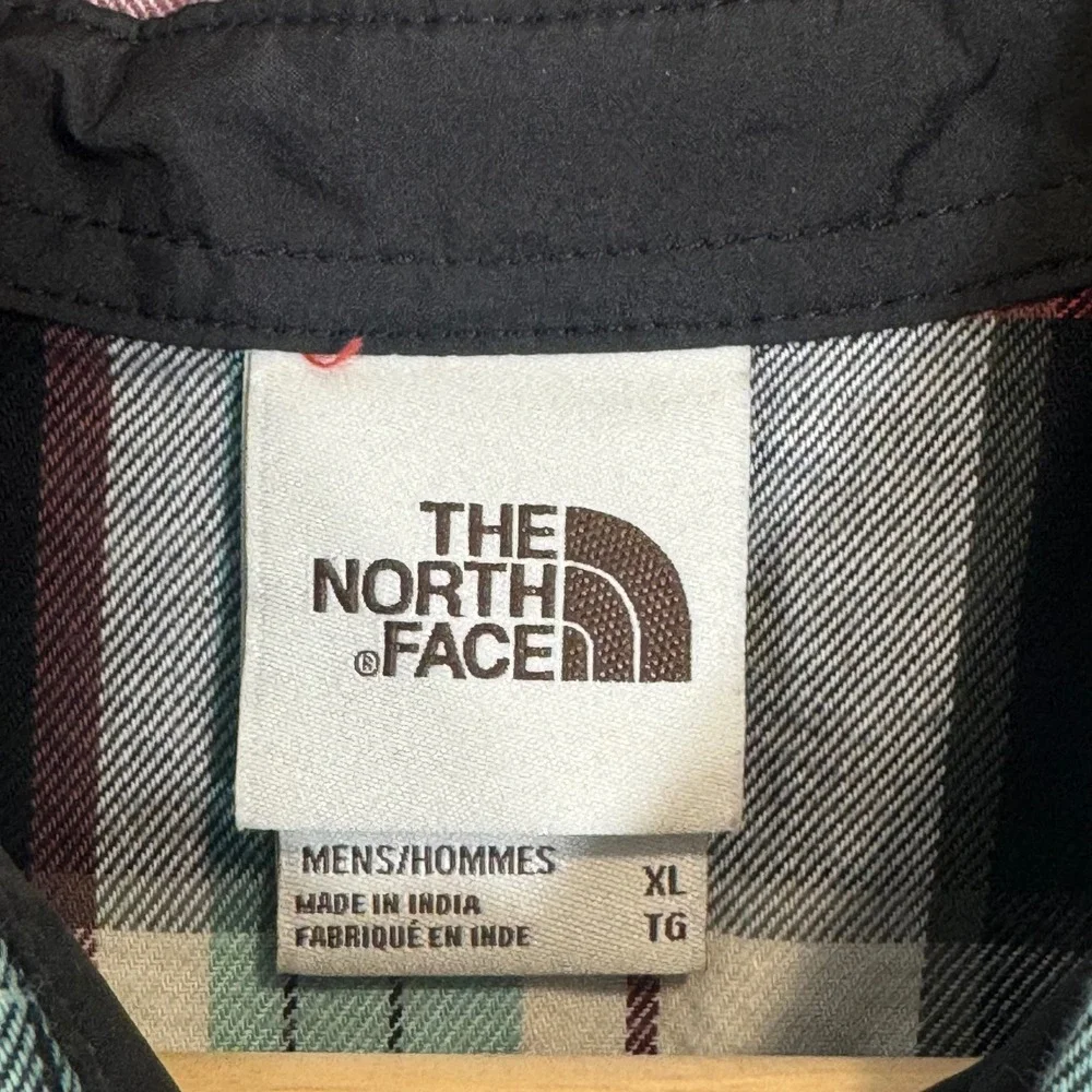 The North Face Black White Teal Plaid Flannel Button Down Shirt XL